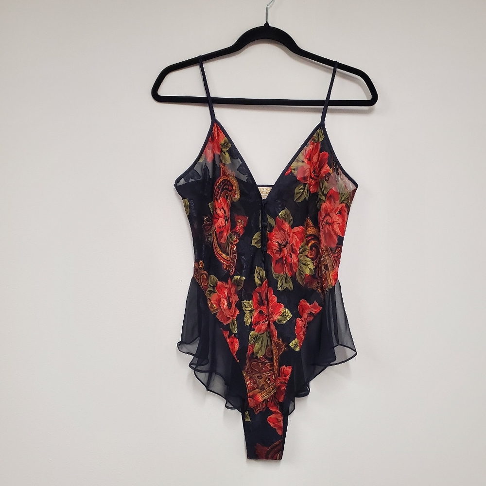 Victoria's Secret Gold Label RARE Vintage Teddy Bodysuit M Black Red Lace Sheer